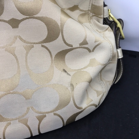 Coach purse - Picture 4 of 5